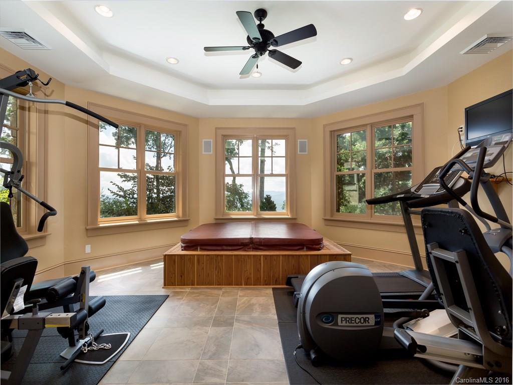 Reynolds Mountain - Residential