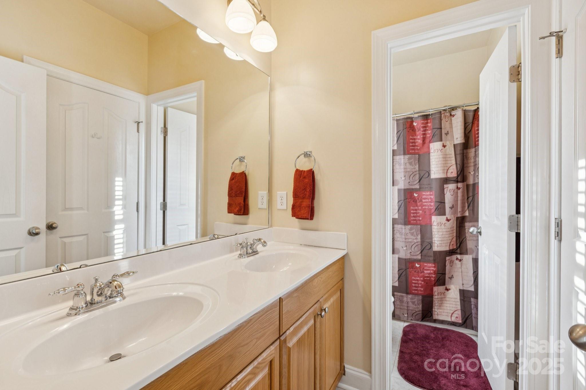 Stoneridge Lakes - Residential