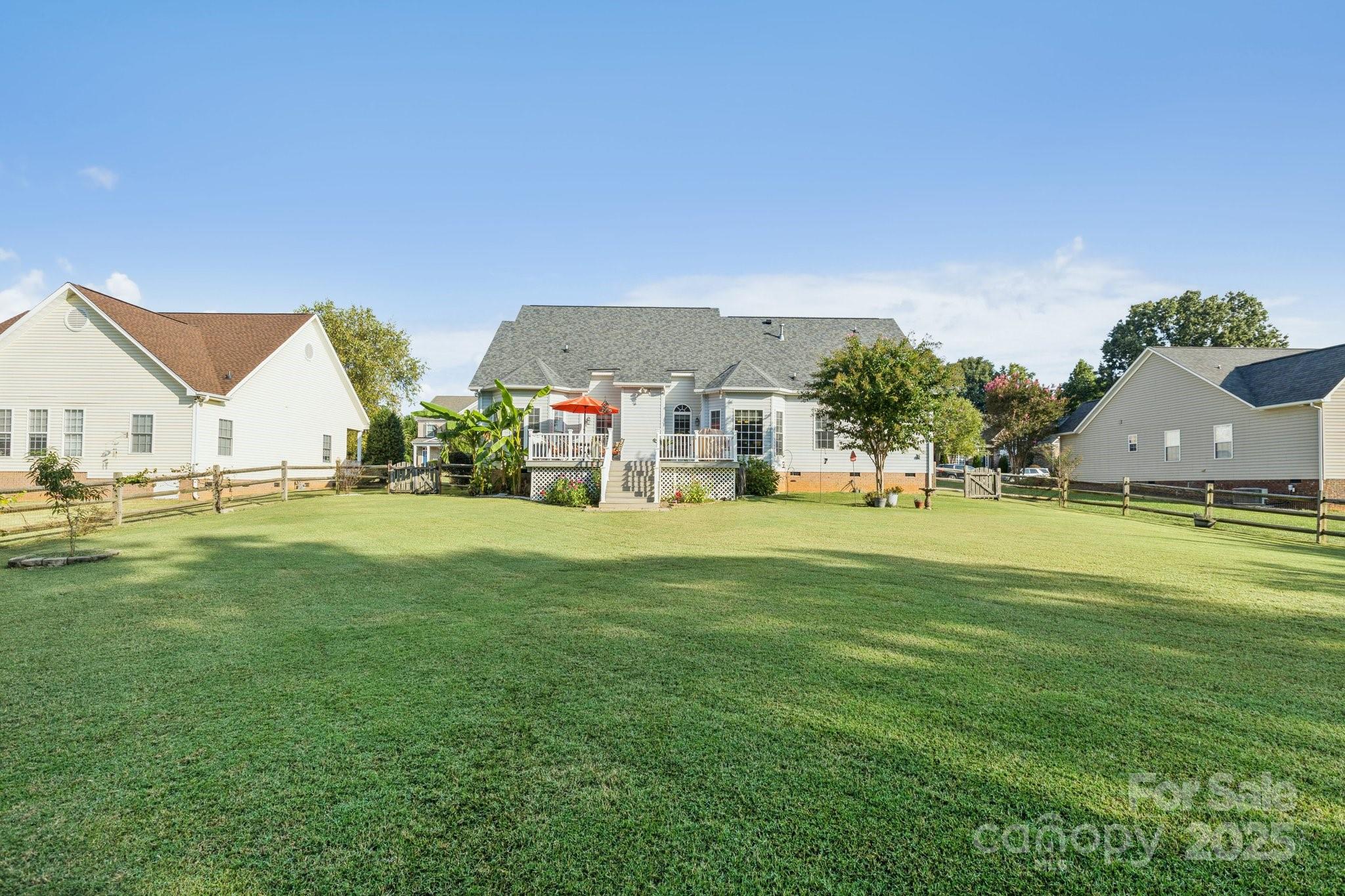 Stoneridge Lakes - Residential