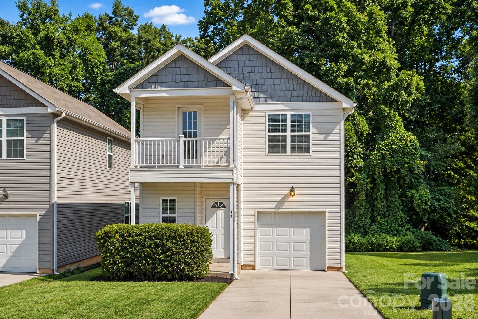 145 High Bluff Circle