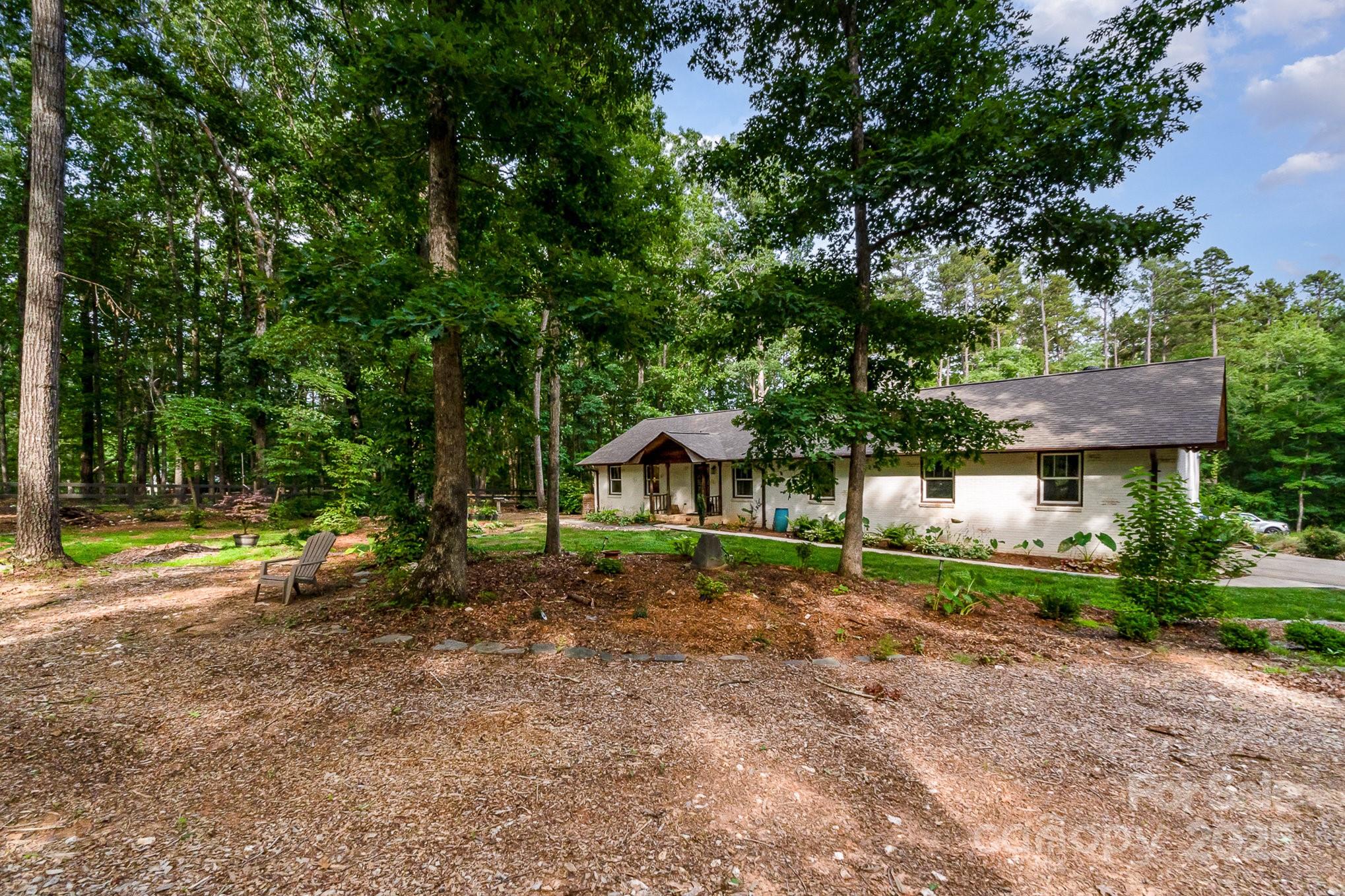 524 Heritage View