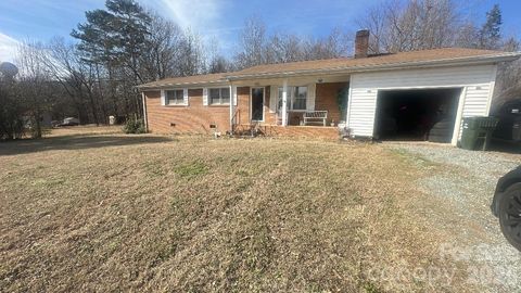 1105 Elizabeth Avenue Spencer NC 28159