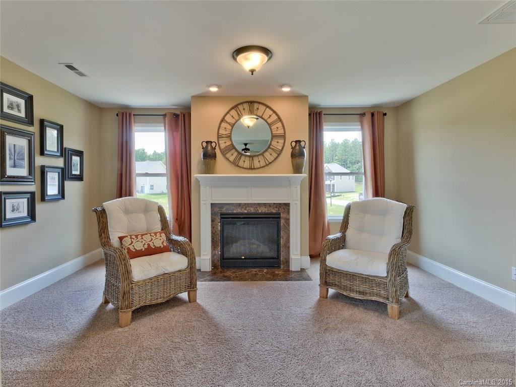 Lake Ridge - Residential