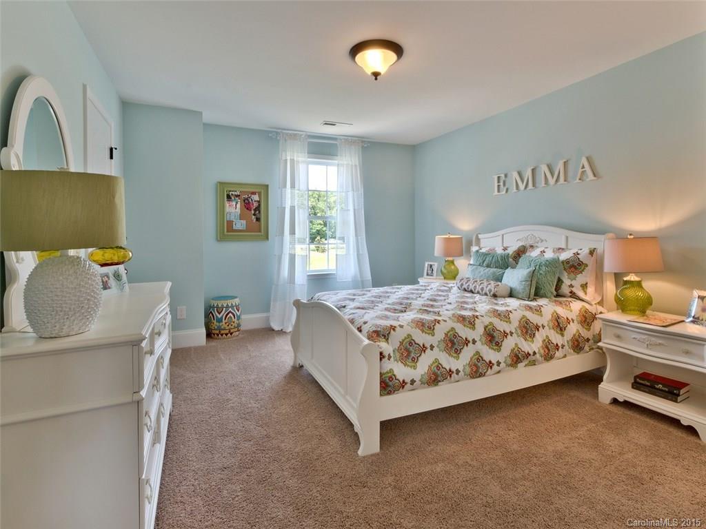 Lake Ridge - Residential