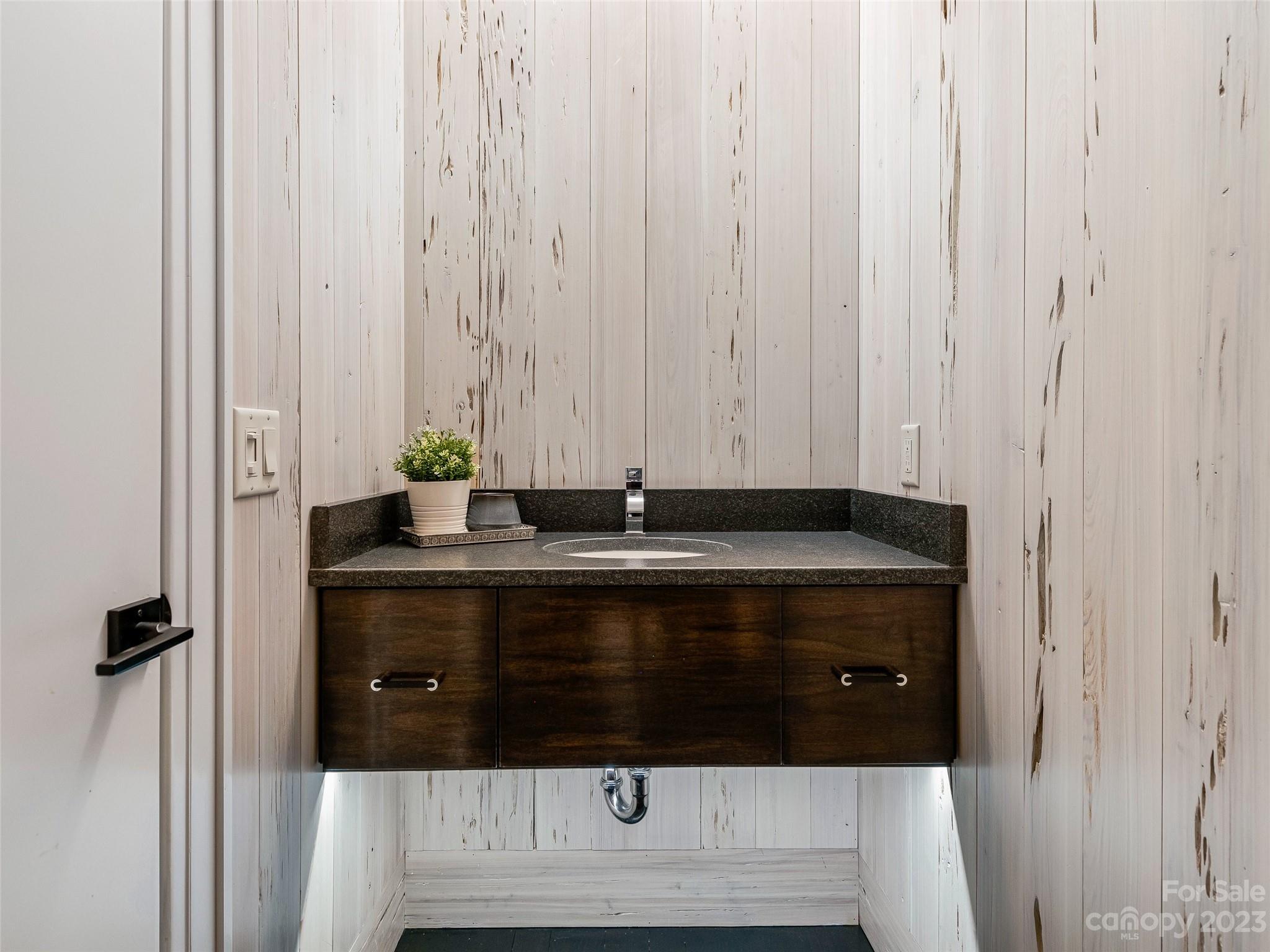 The Cliffs at Walnut Cove - Residential