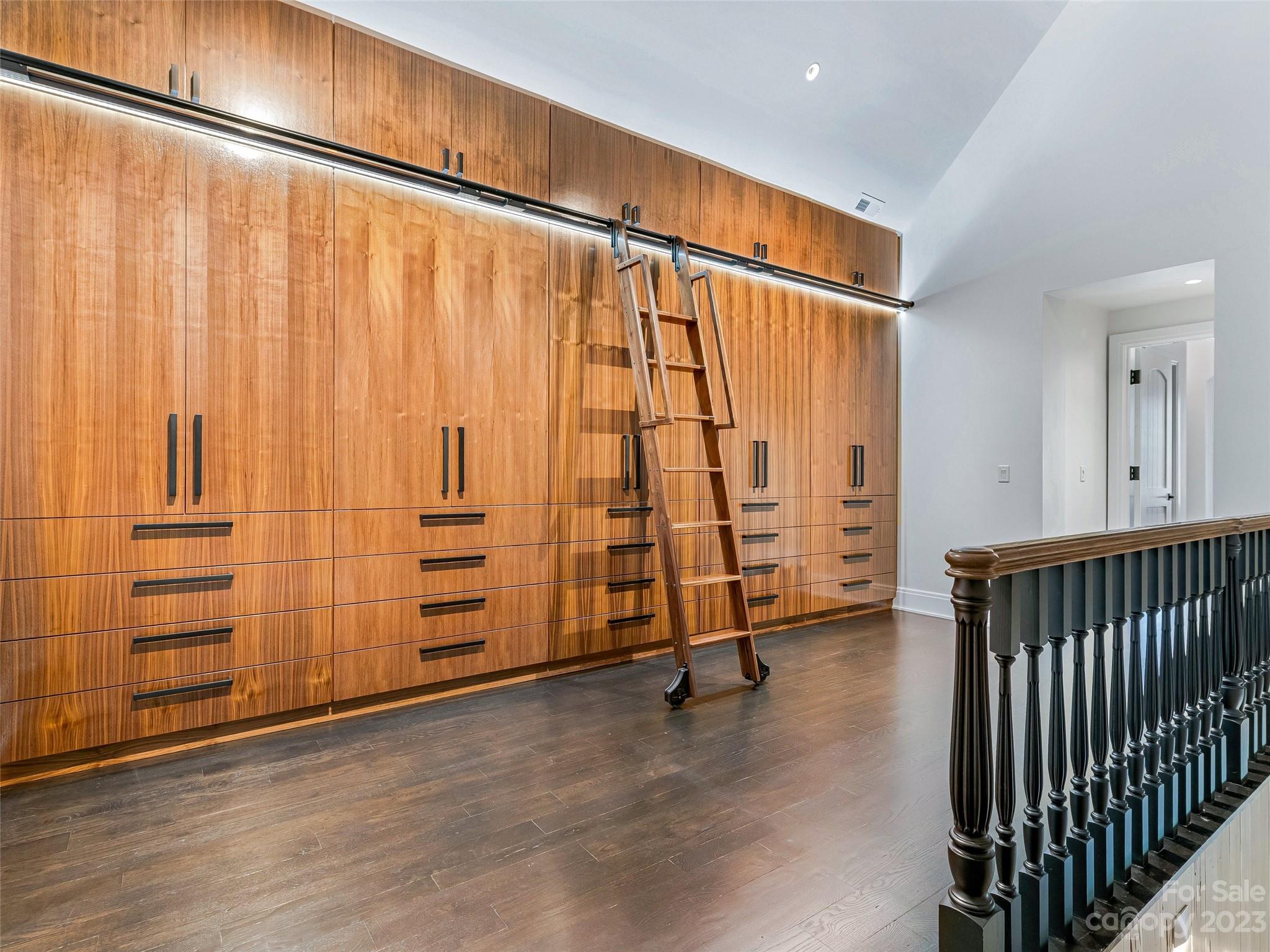 The Cliffs at Walnut Cove - Residential