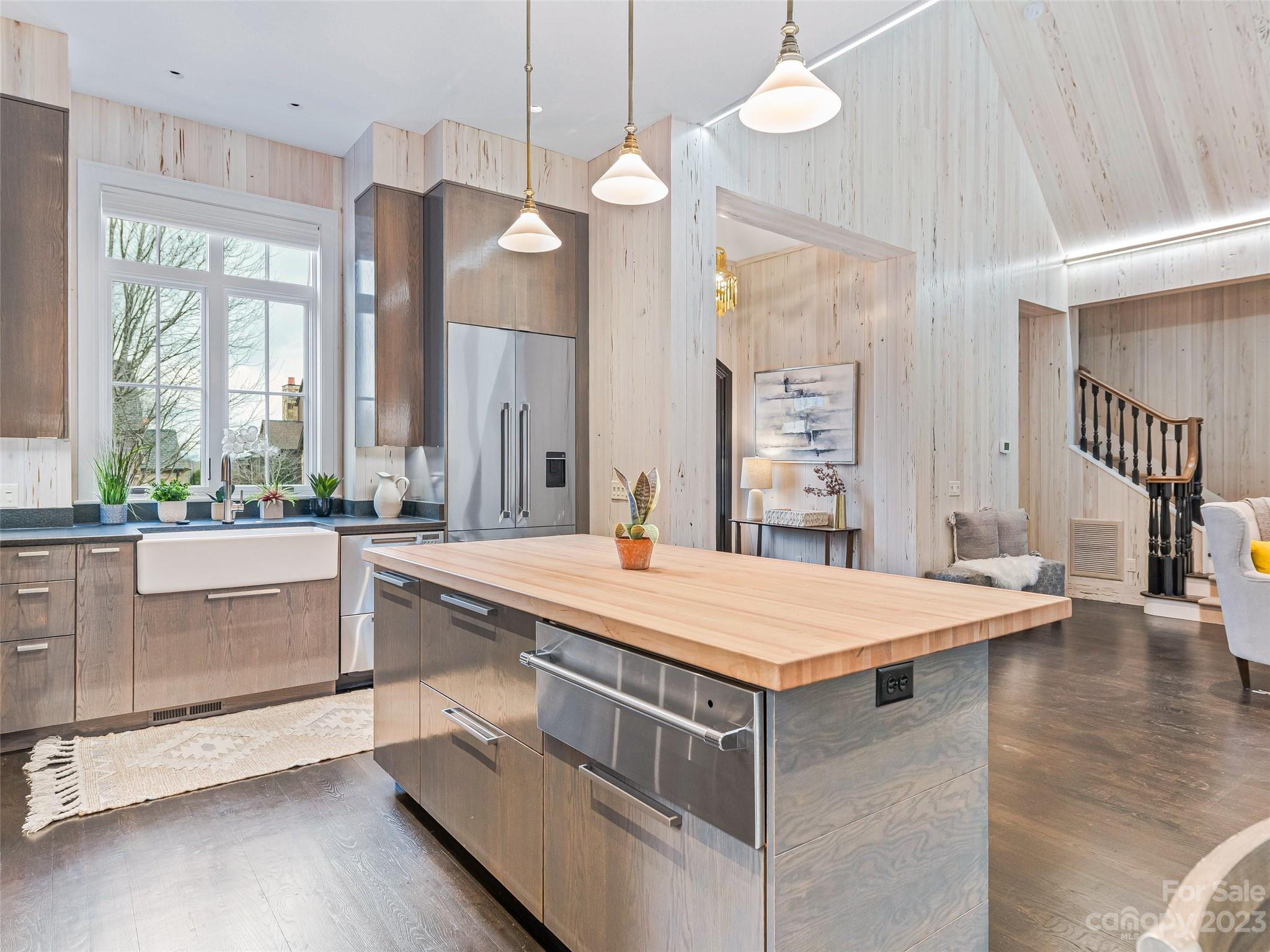 The Cliffs at Walnut Cove - Residential