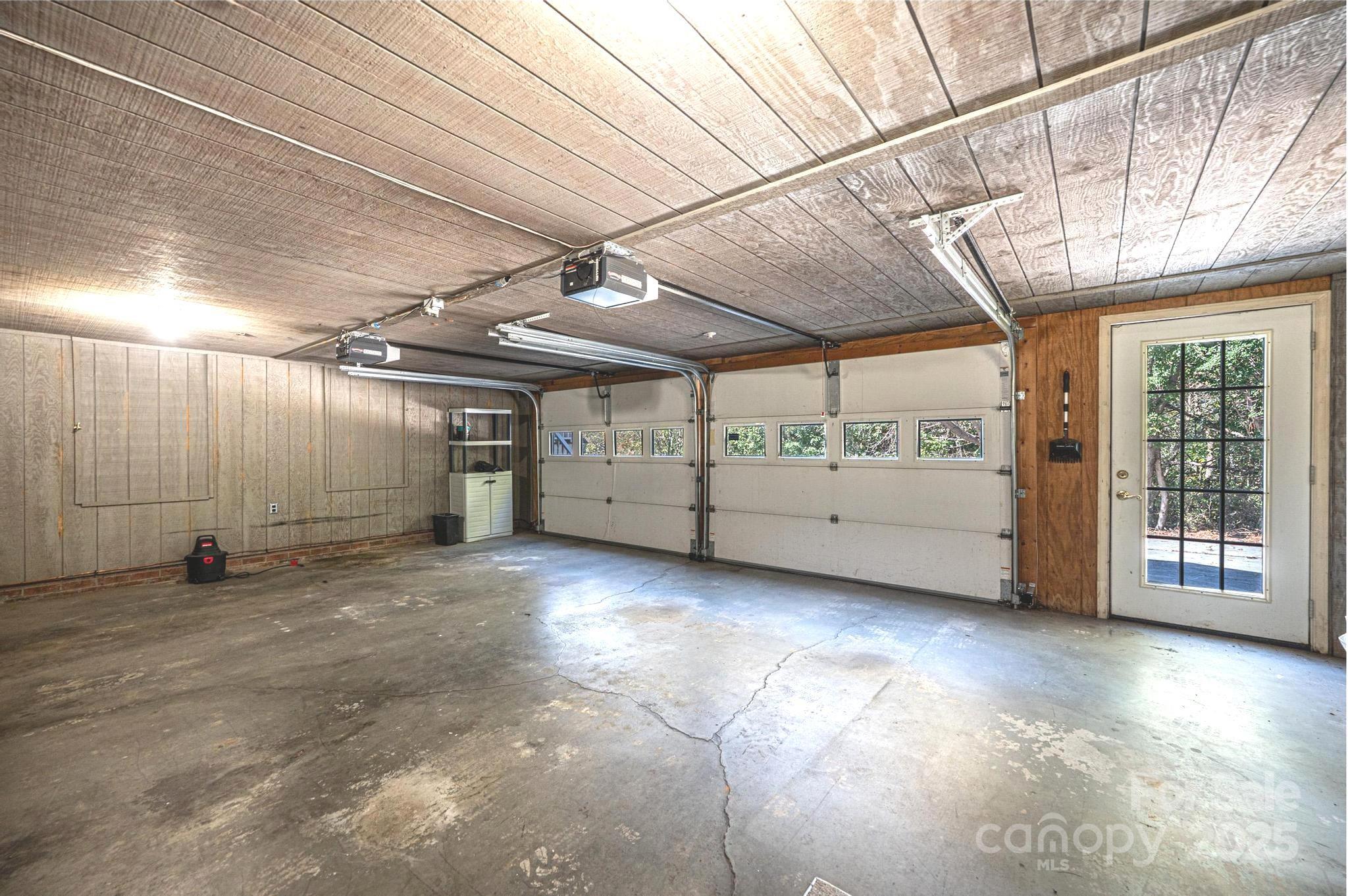 Granada Farms - Residential