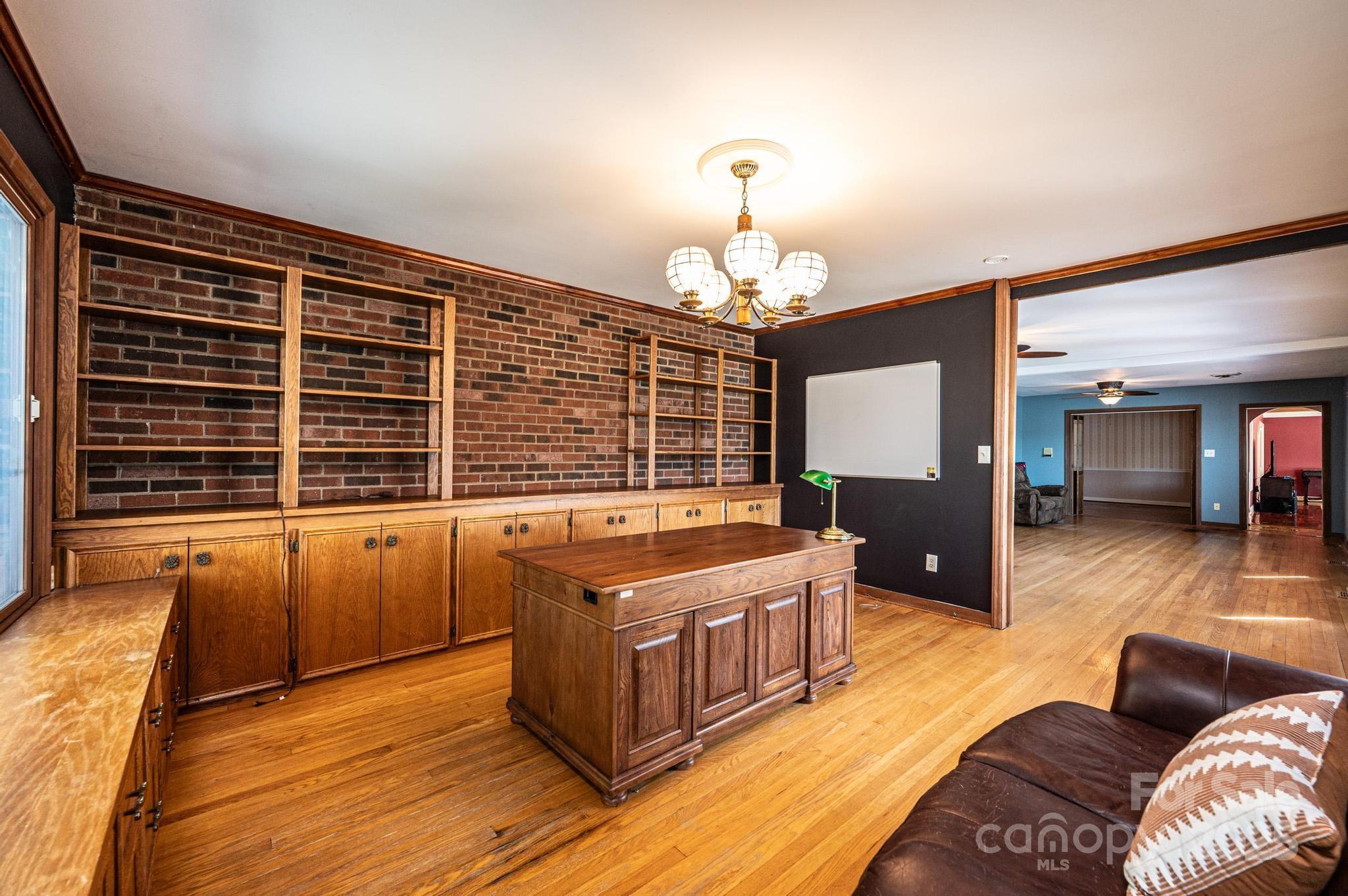 Granada Farms - Residential