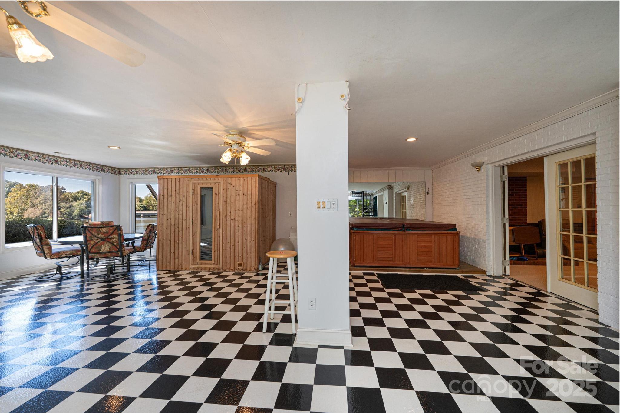 Granada Farms - Residential