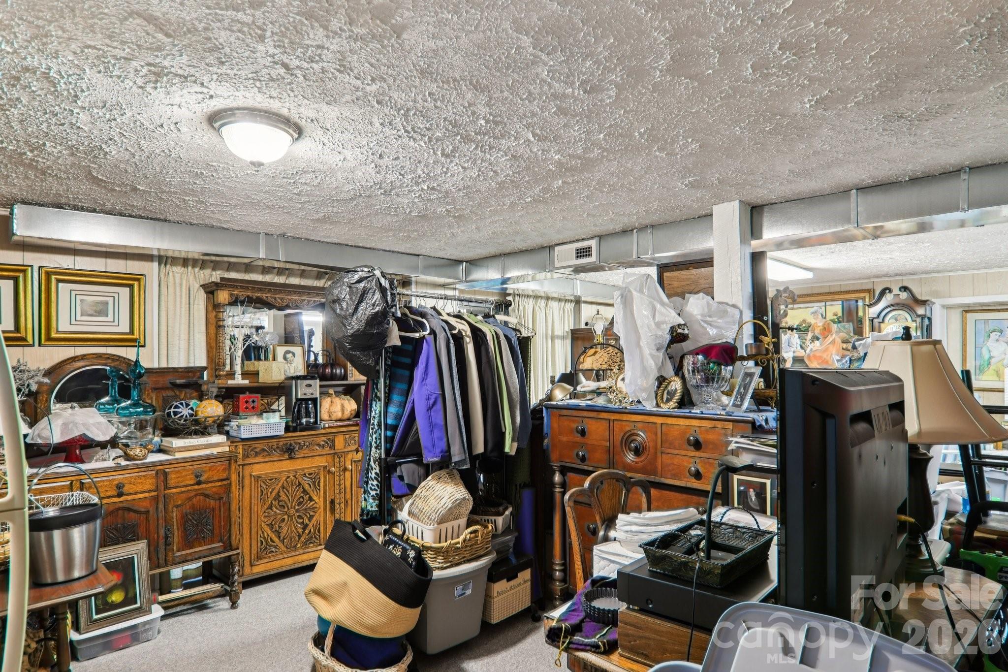 Mount Mitchell Lands - Residential