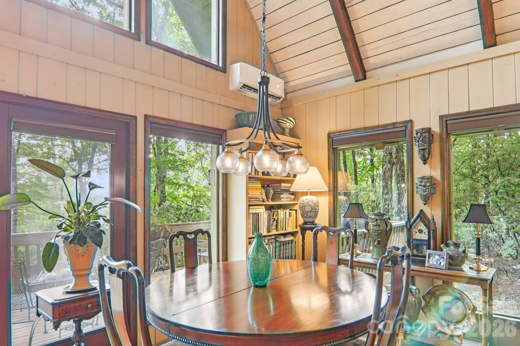 Mount Mitchell Lands - Residential