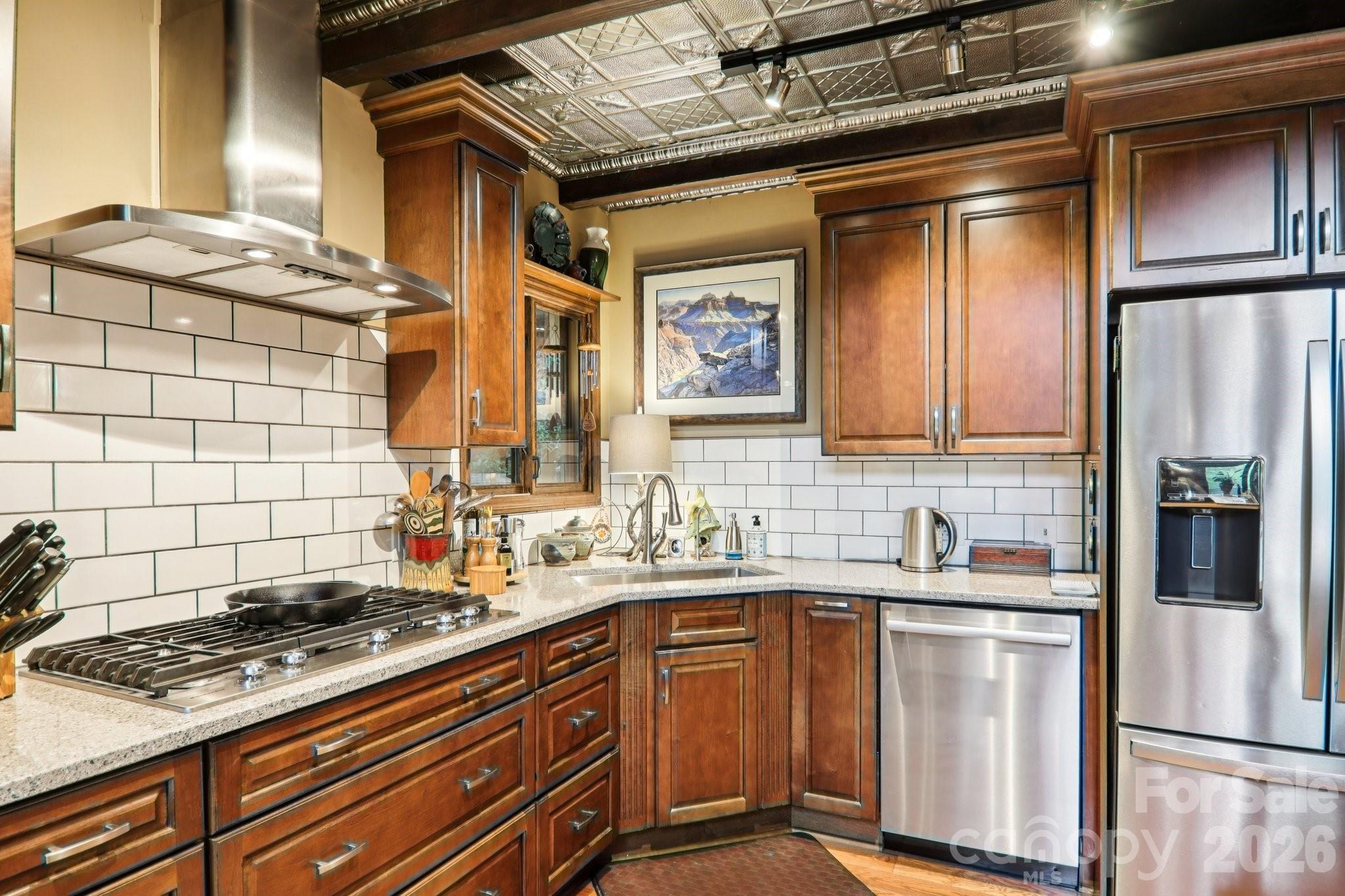 Mount Mitchell Lands - Residential