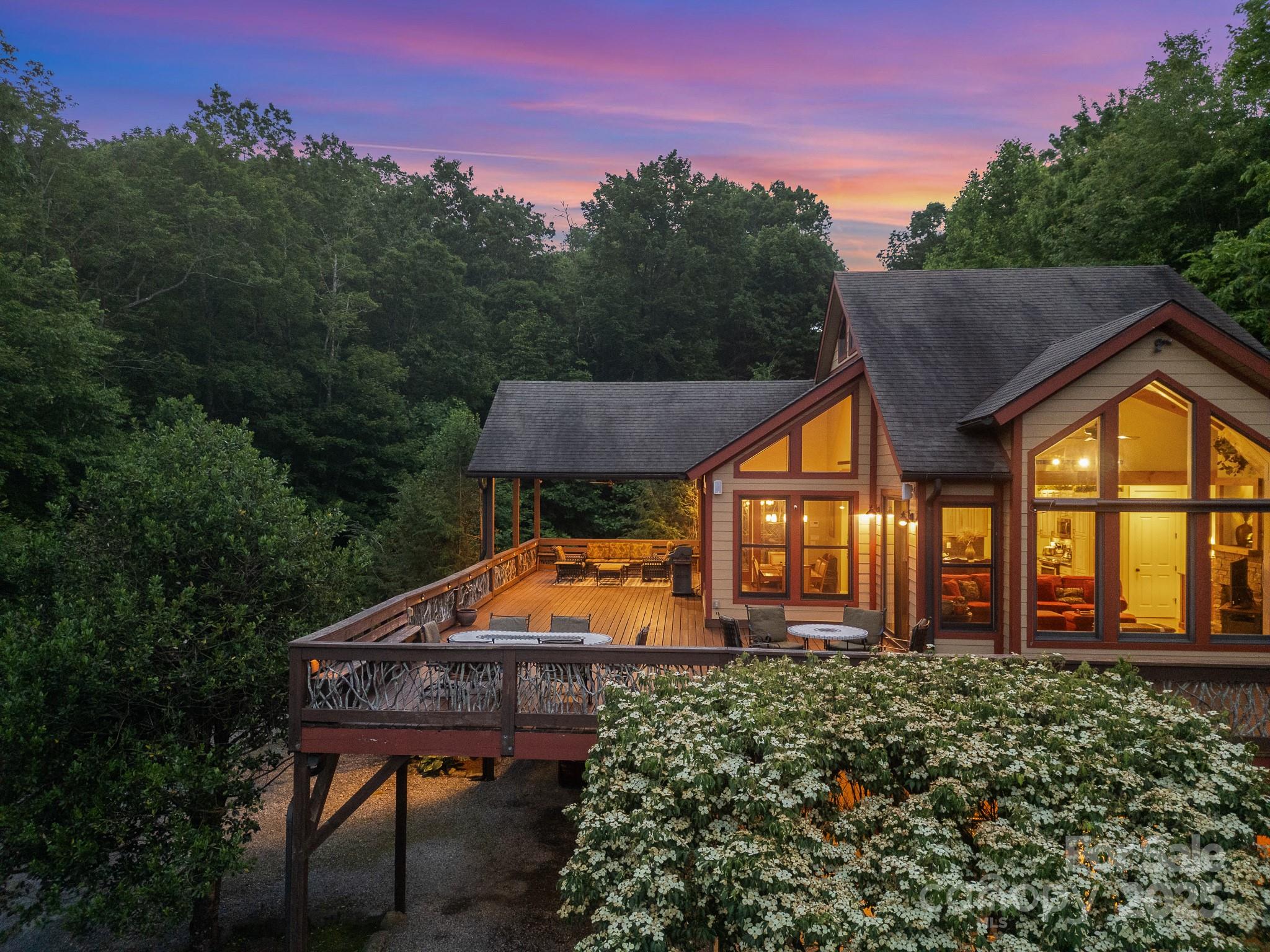 300 Falls View Drive