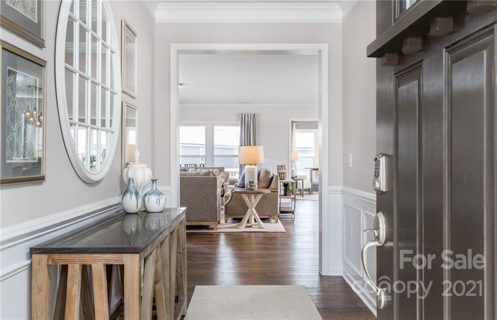 12619 Messenger Row 453