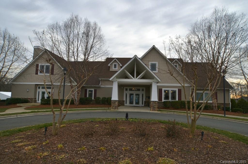 Moss Creek Village - Residential