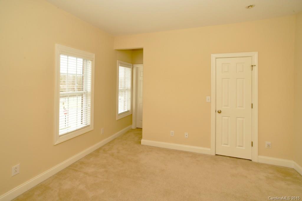 Moss Creek Village - Residential