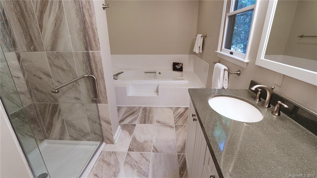 Lake Norman Bonanza - Residential