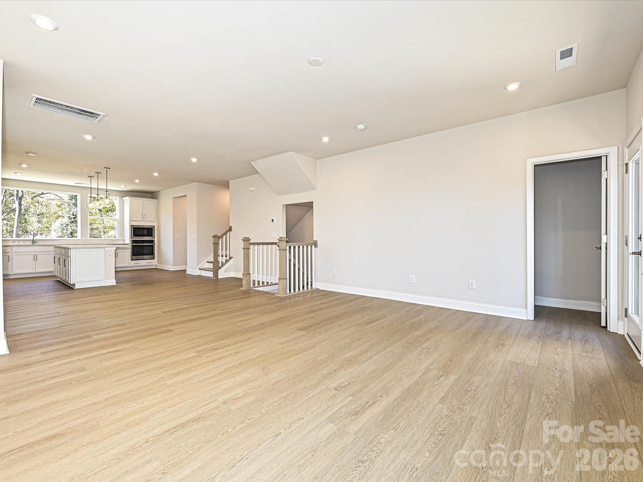 8040 Cedarsmith Court