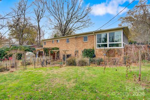 A home in Hickory