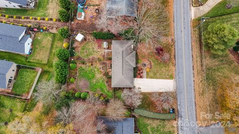 A home in Hickory