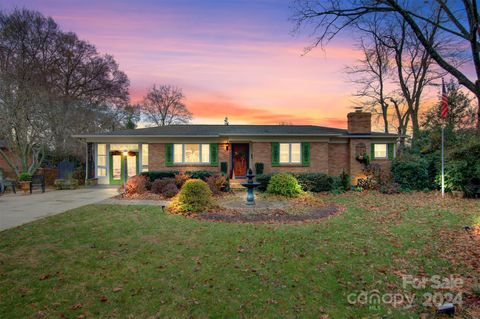 A home in Hickory