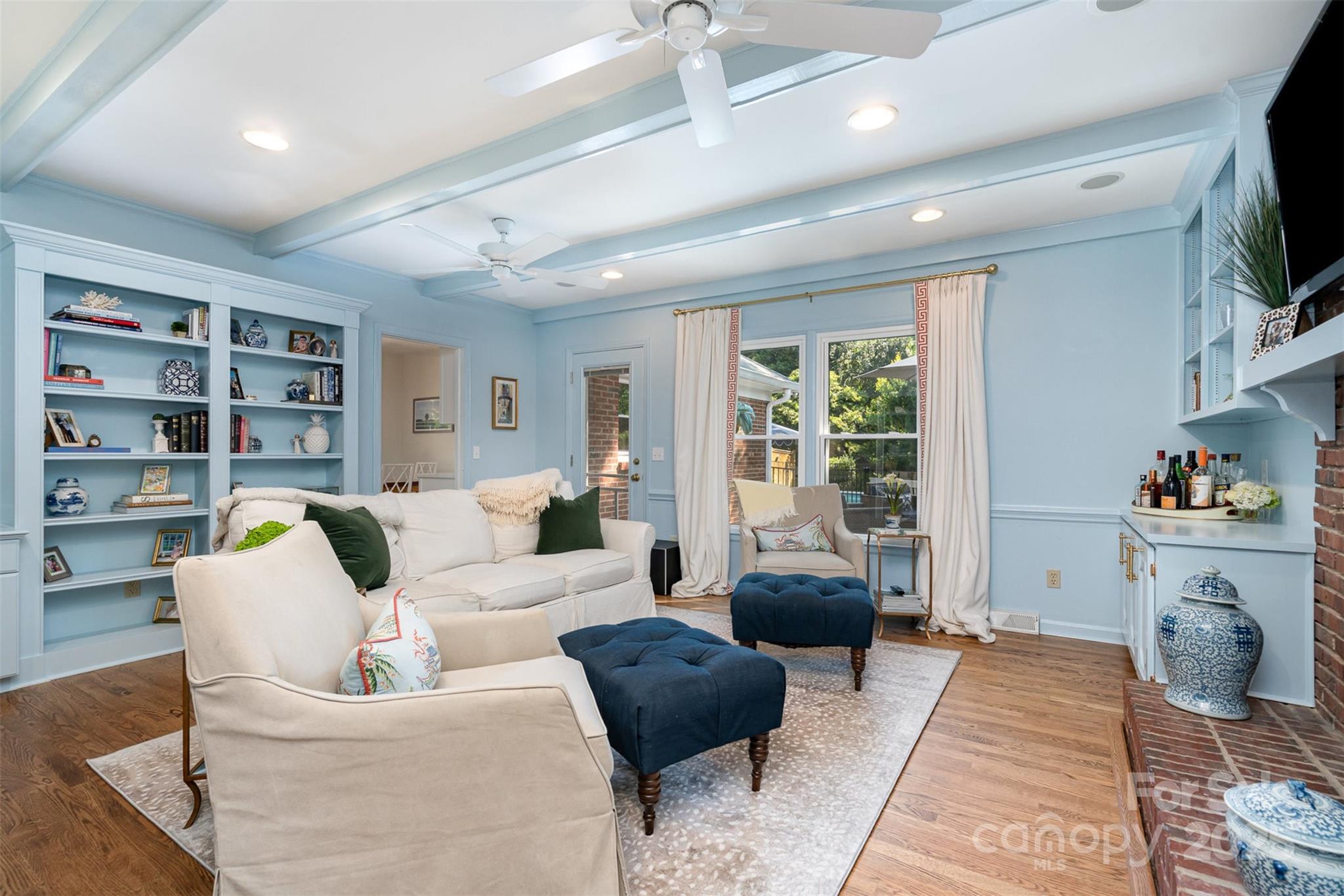 935 Trentle Court