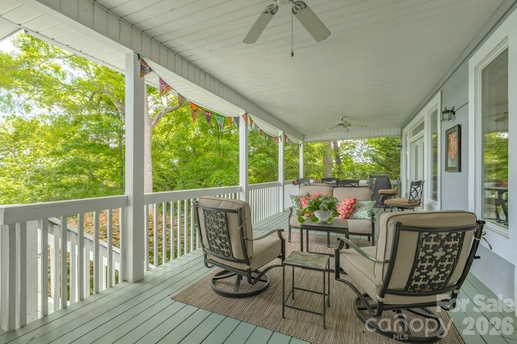 Lakeview Pointe - Residential