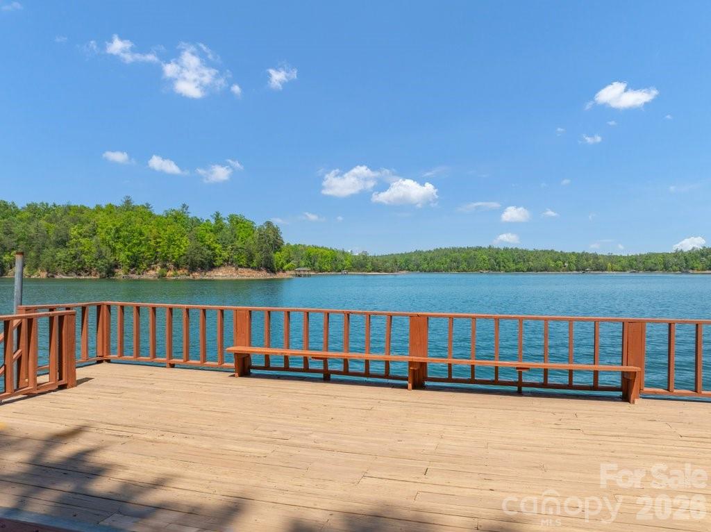 Lakeview Pointe - Residential