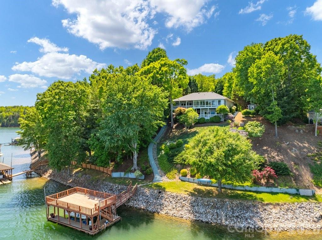 Lakeview Pointe - Residential