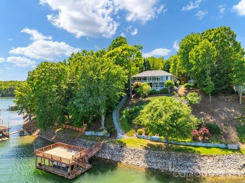797 Lake Club Drive Nebo NC 28761