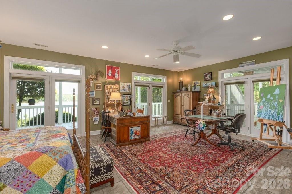 Lakeview Pointe - Residential