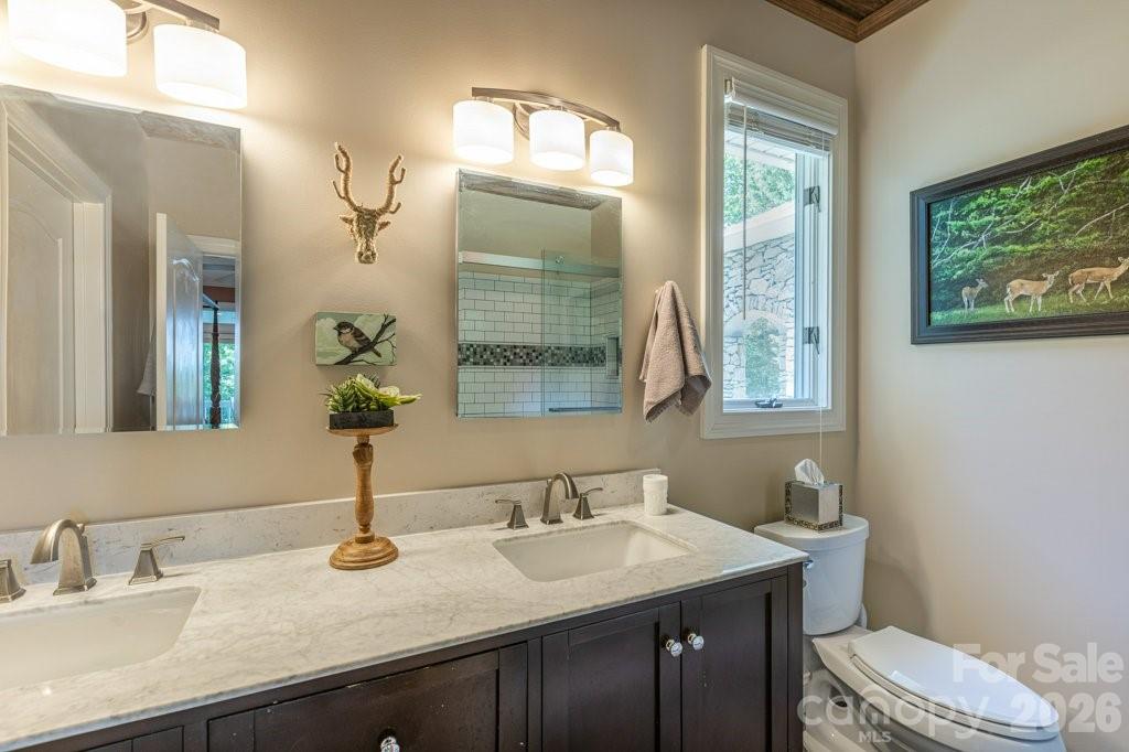 Lakeview Pointe - Residential