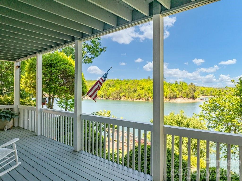 Lakeview Pointe - Residential