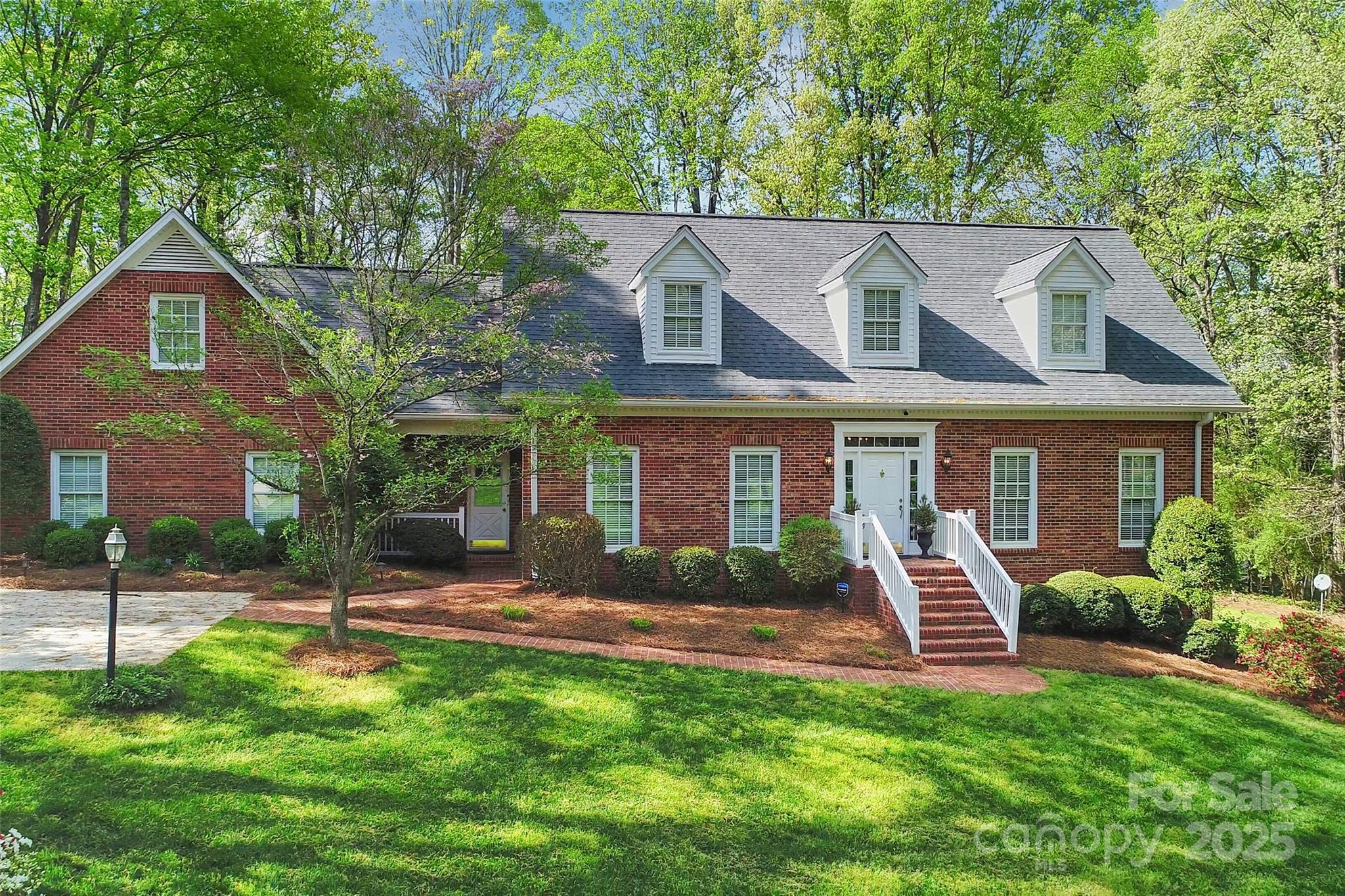 3412 Country Club Drive