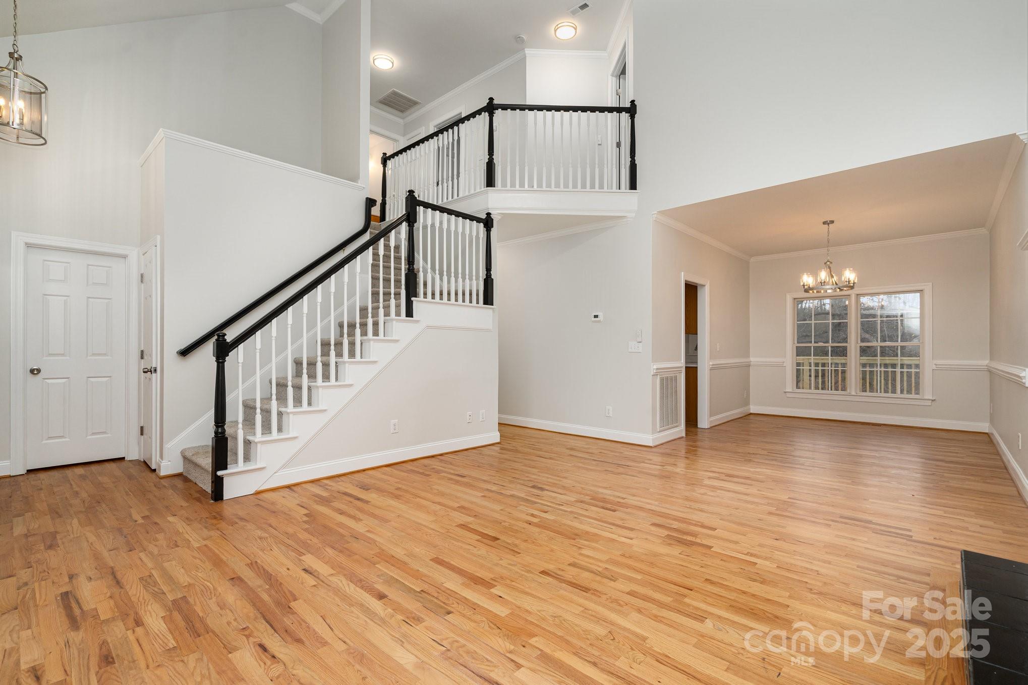 2615 Rolling Ridge Drive