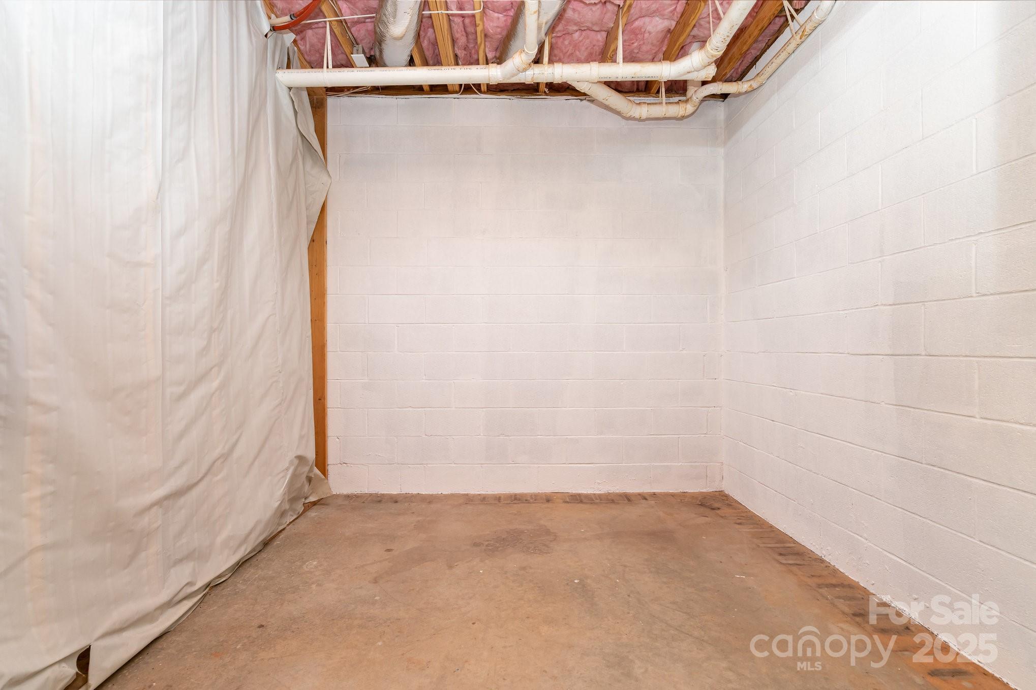 Old River Falls - Residential