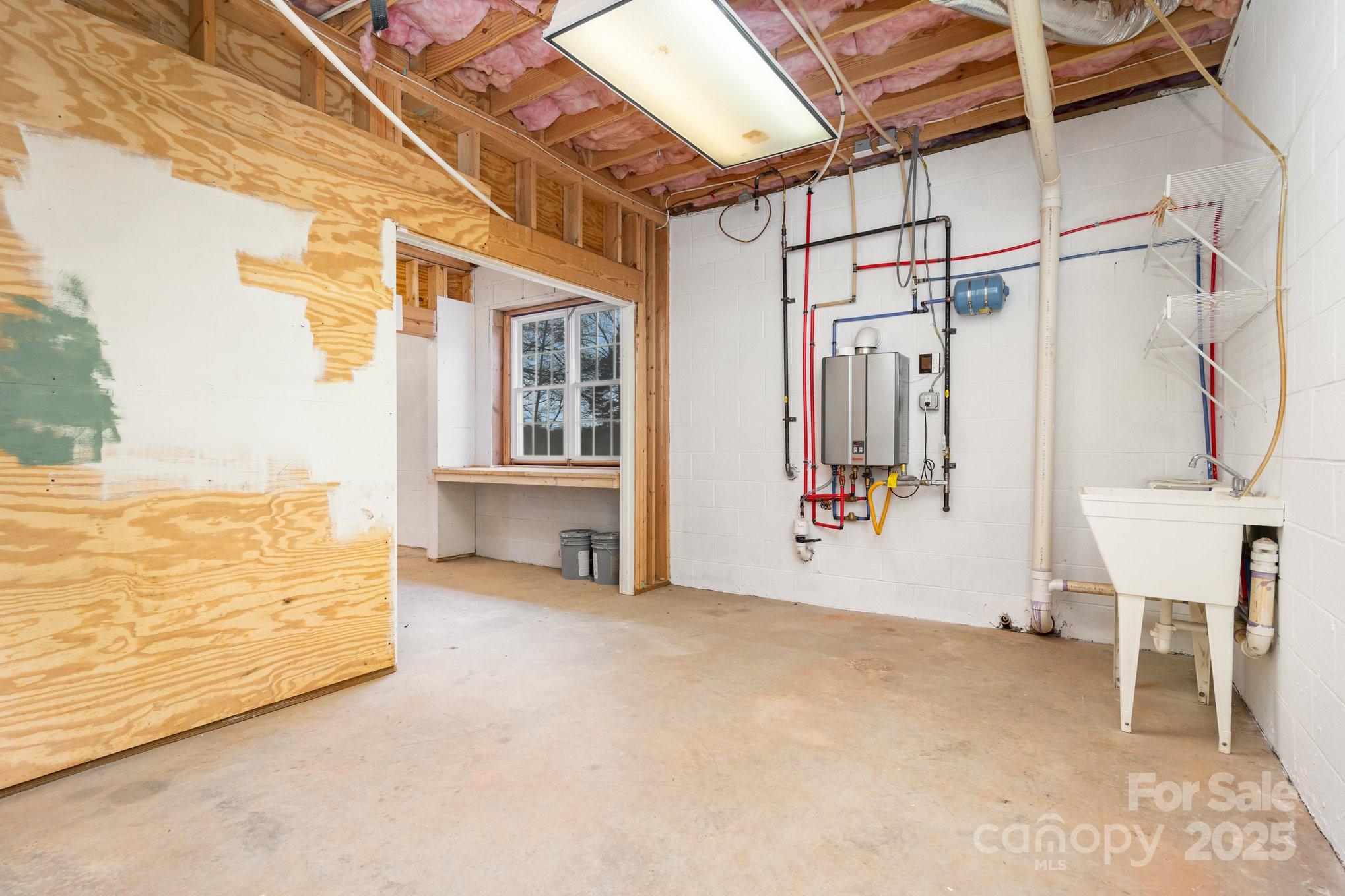 Old River Falls - Residential