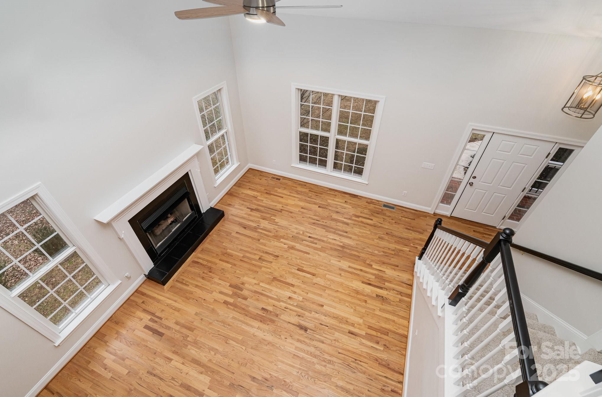 2615 Rolling Ridge Drive