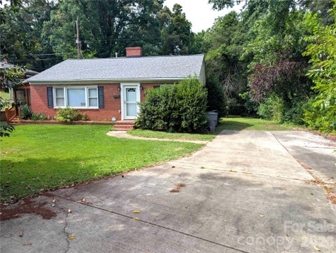 Photo of 542 Stegall Street, Charlotte, NC 28217 (MLS # 4398380)