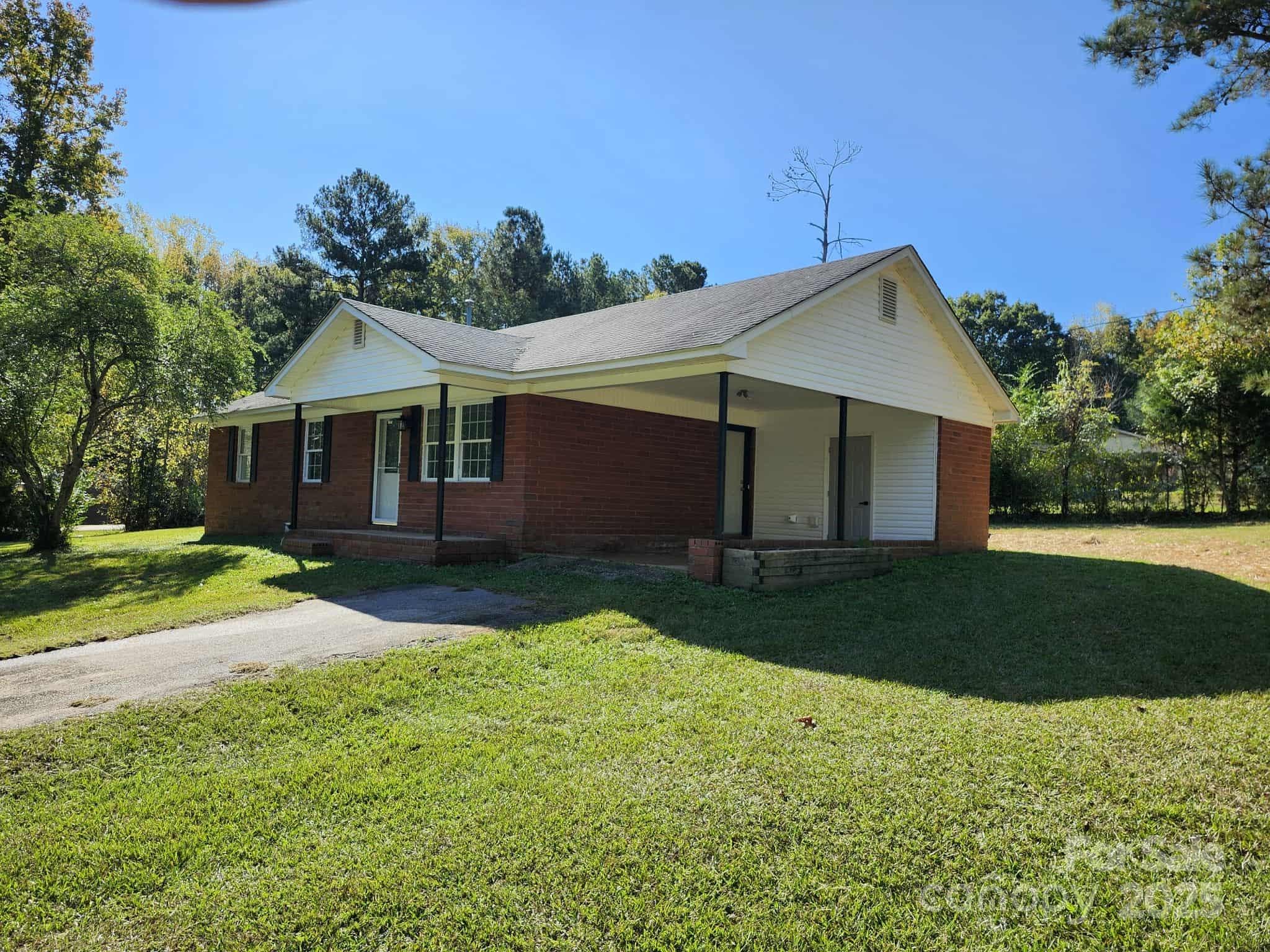 2448 Cambridge Drive