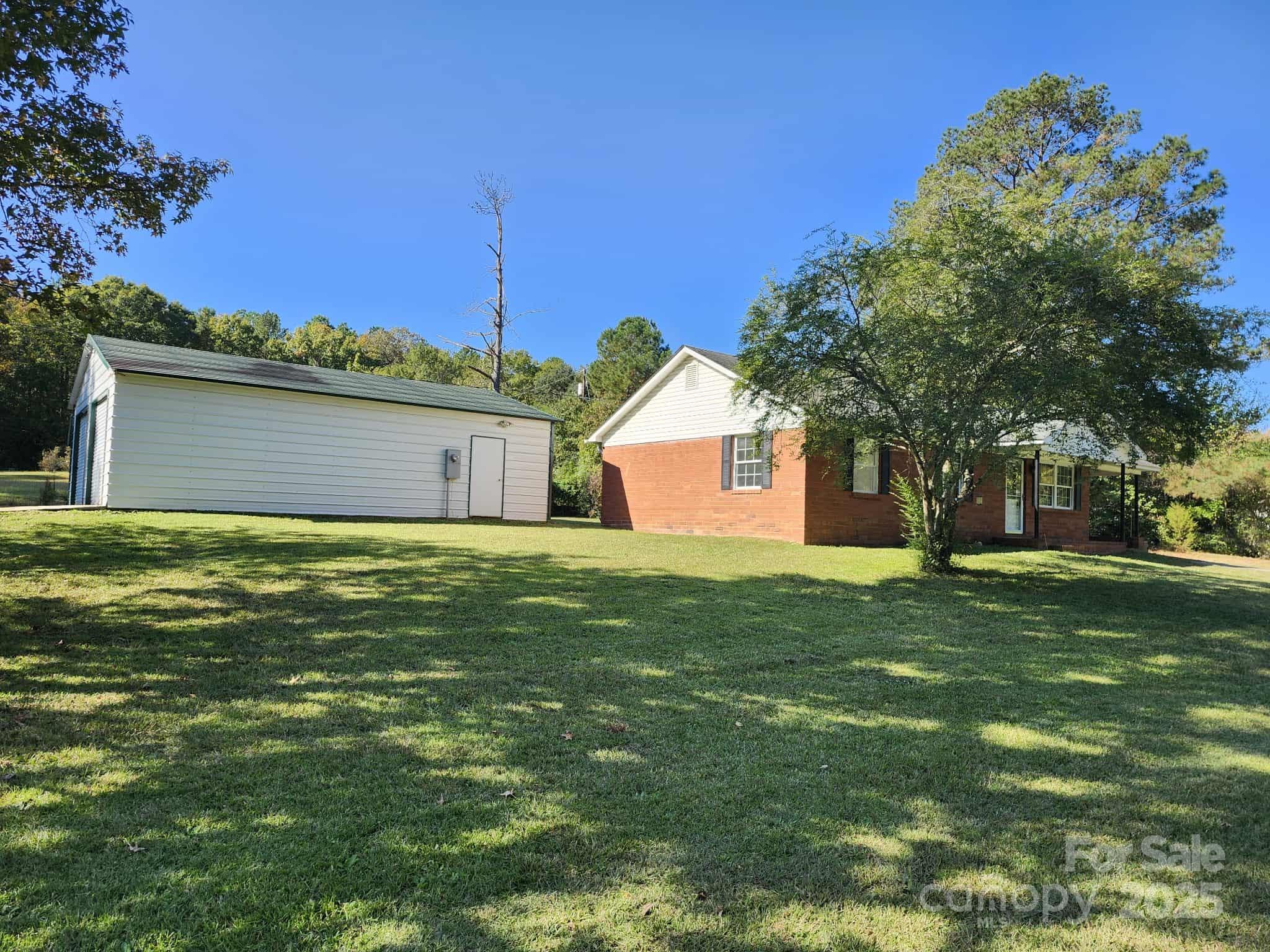 2448 Cambridge Drive