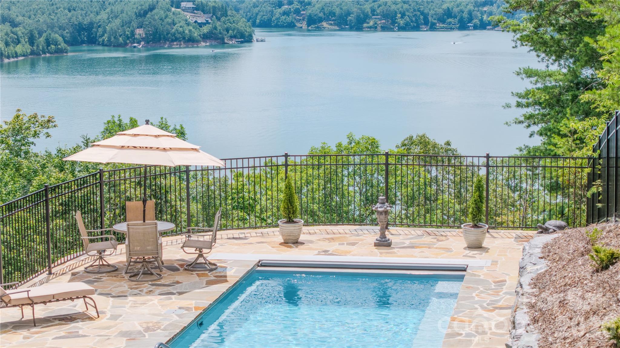 111 Lookout Point