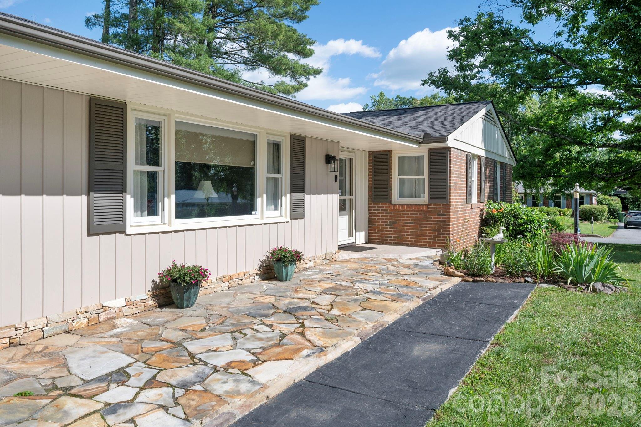 1 Oakwilde Drive