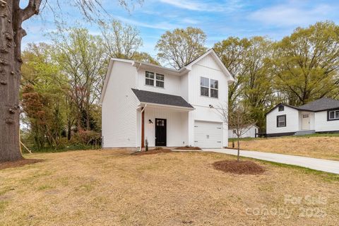 103 W Irwin Street Cherryville NC 28021