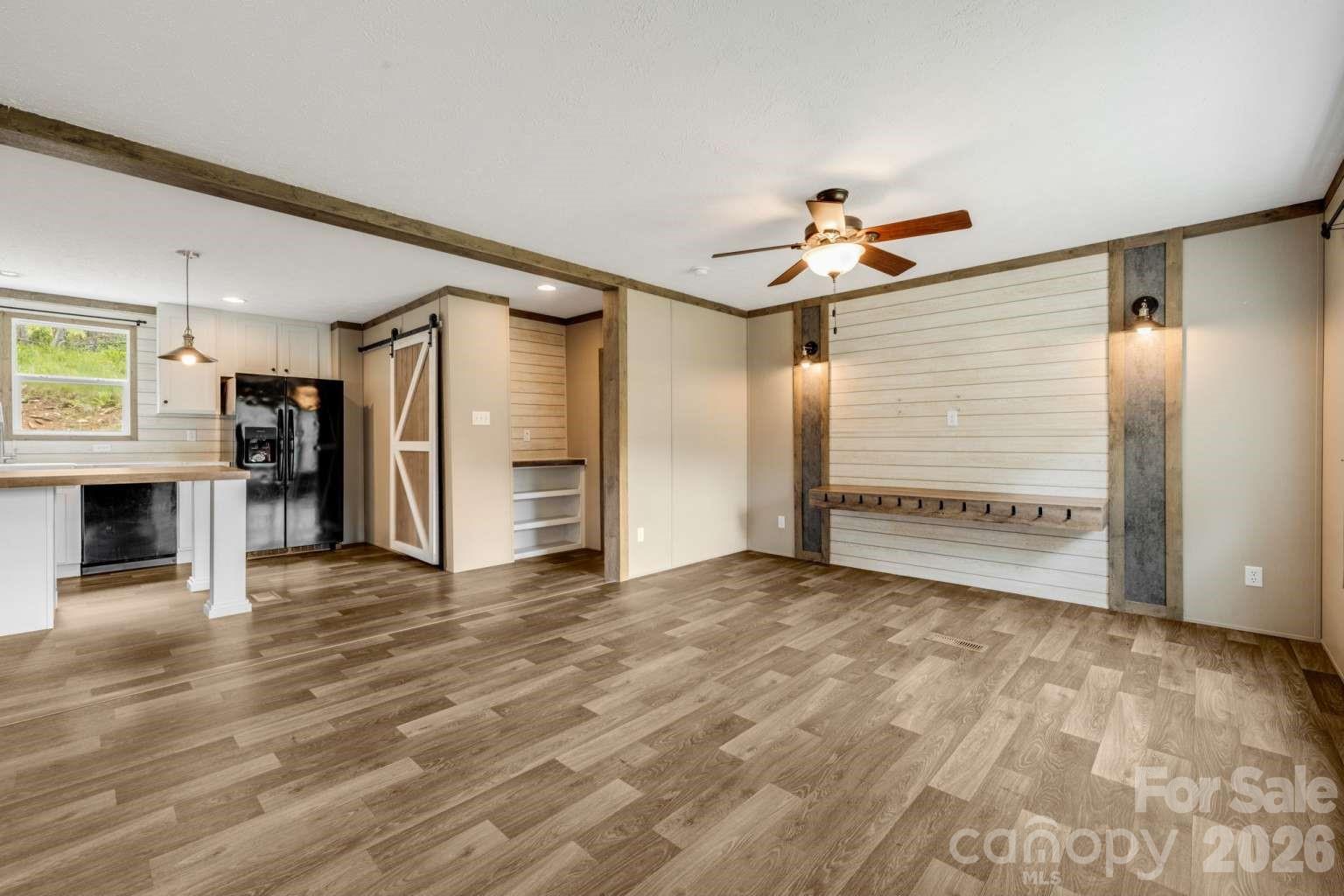 22 Split Pine Cove