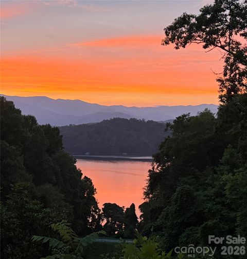 Photo of 414 Trails End, Bryson City, NC 28713 (MLS # 4358535)