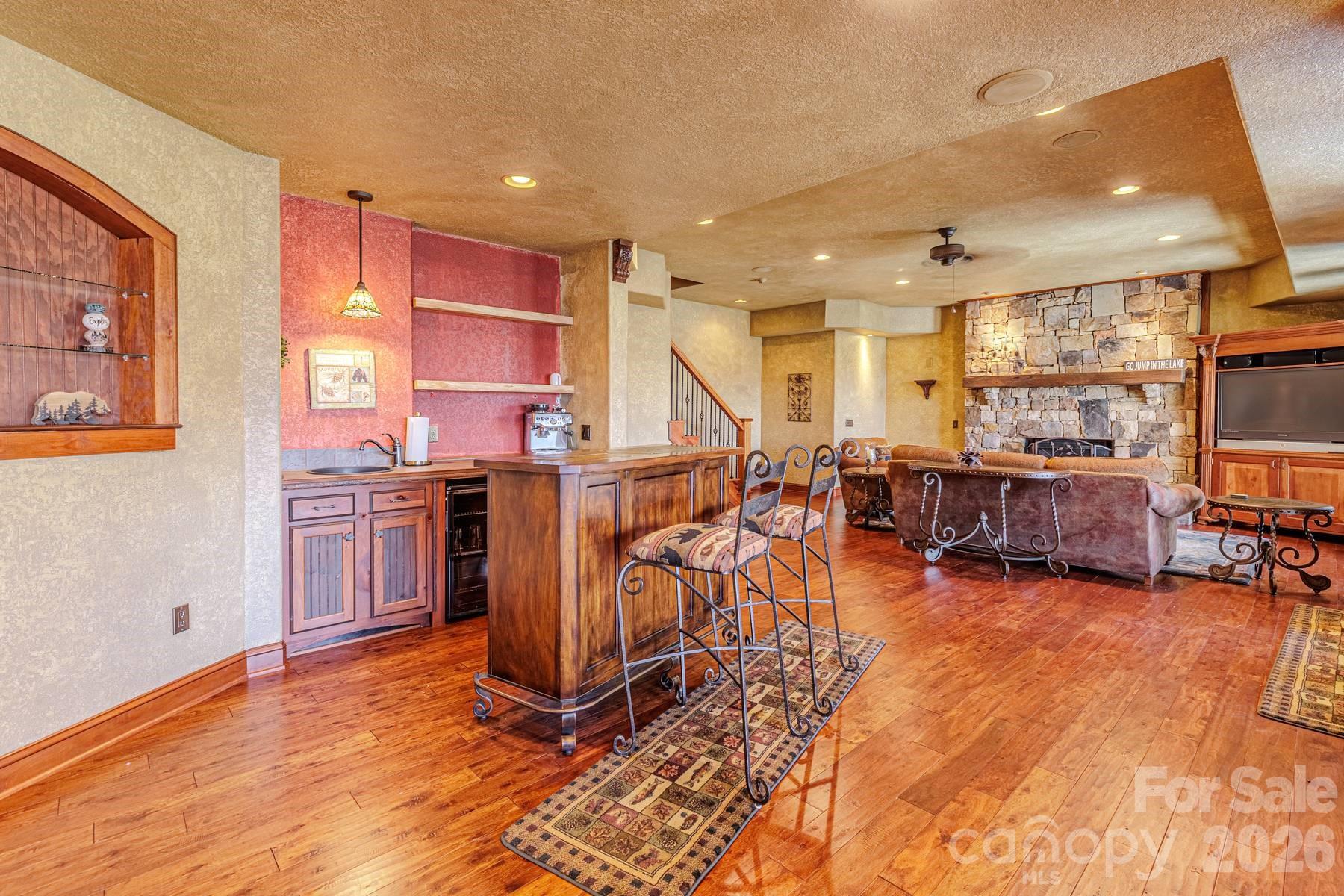 Fontana Lake Estates - Residential