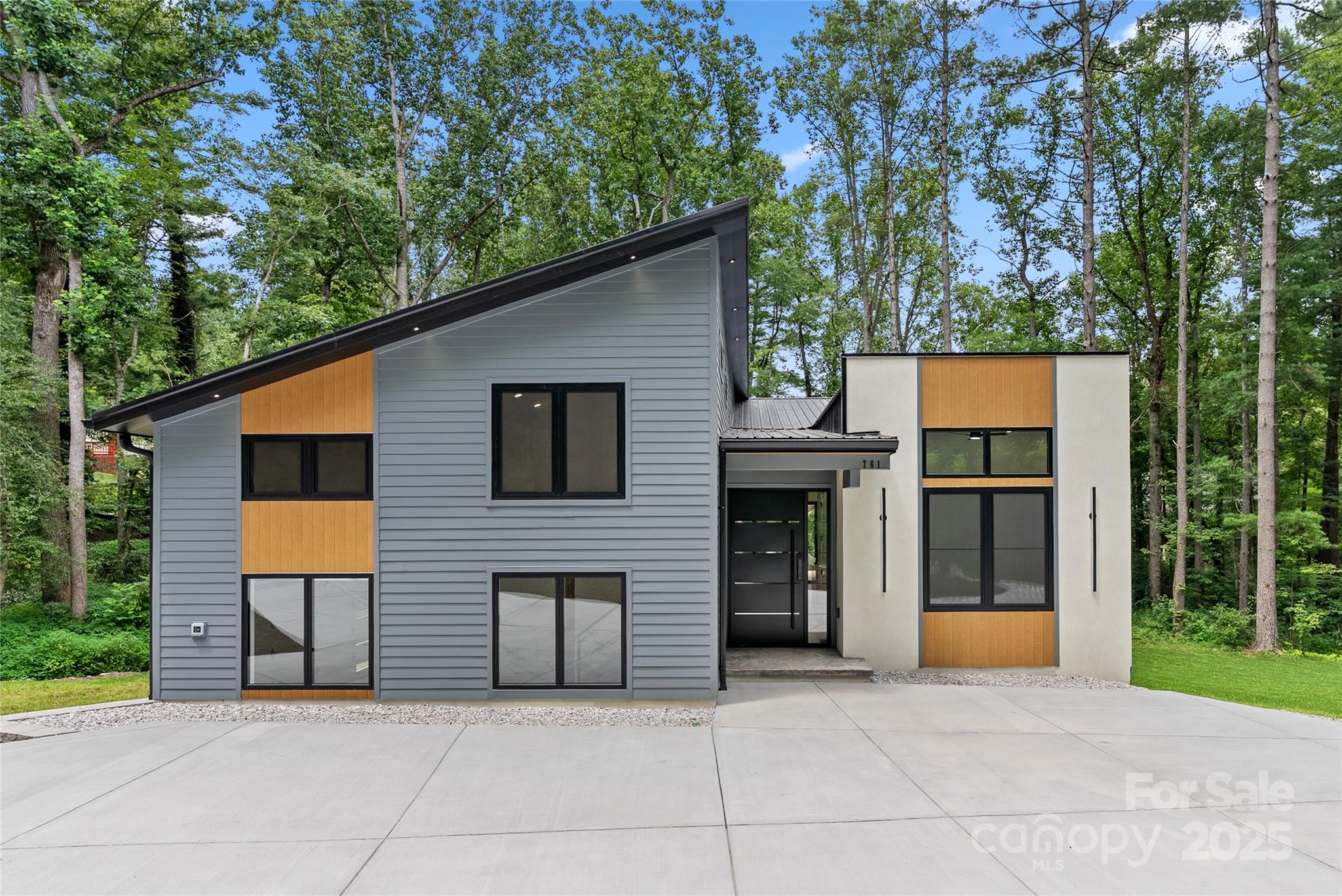 761 Weston Road
