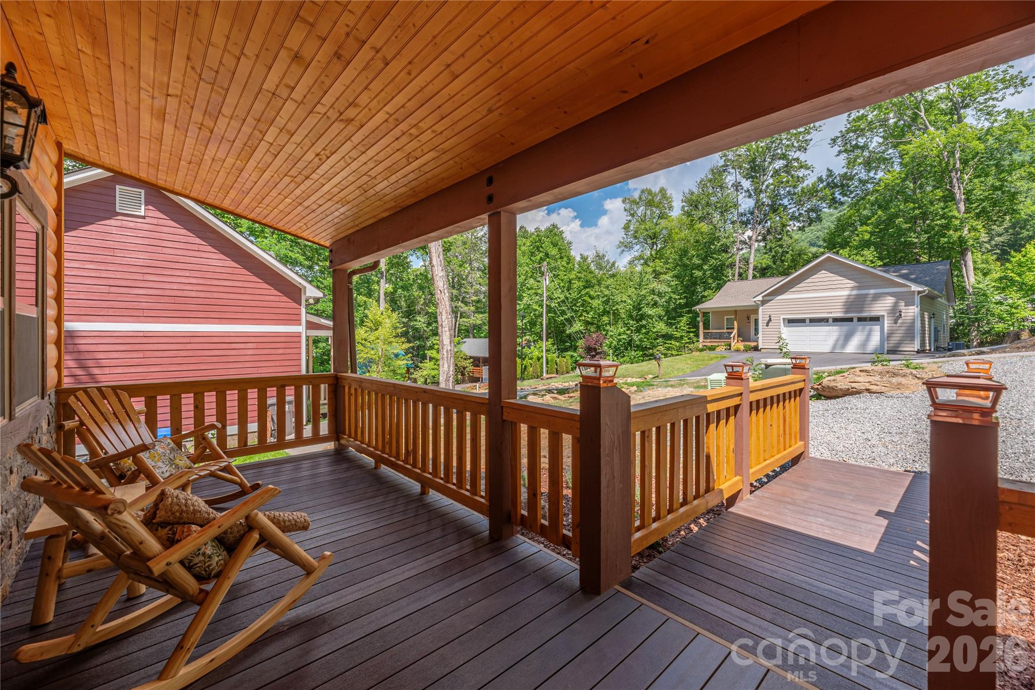 484 Twinbrook Lane